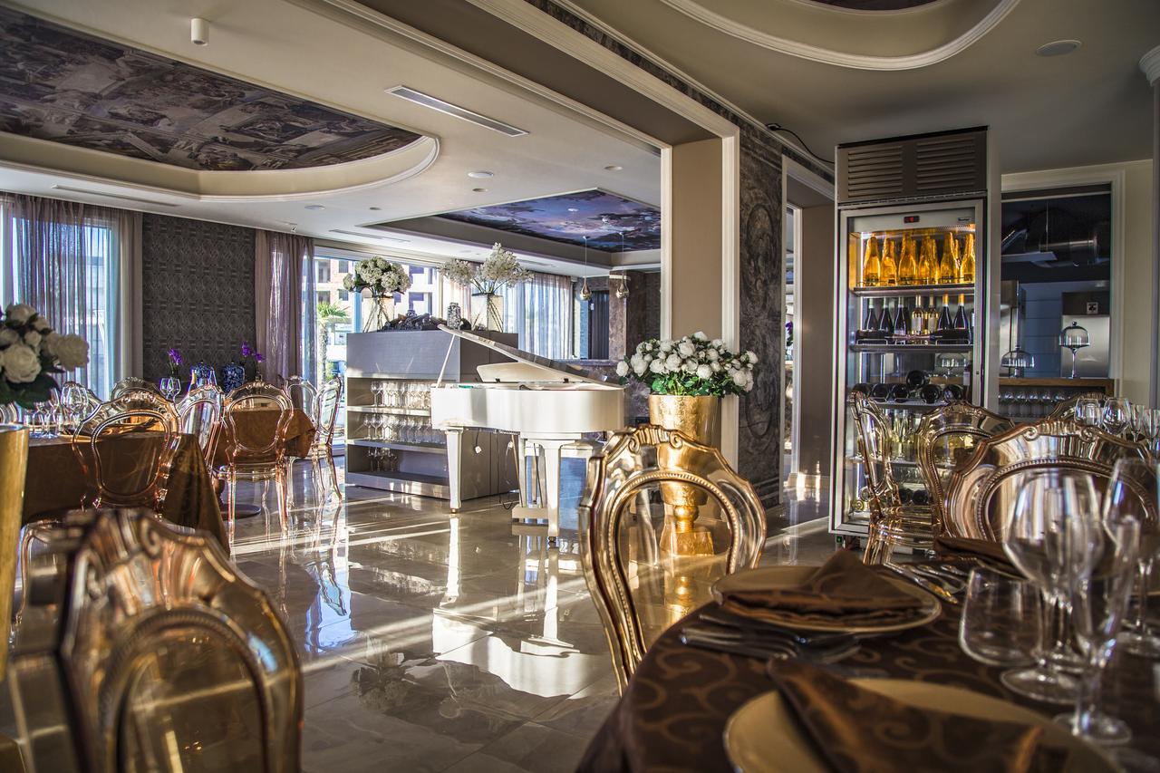 Hotel Villa Pascucci Дуррес Экстерьер фото The interior of the restaurant
