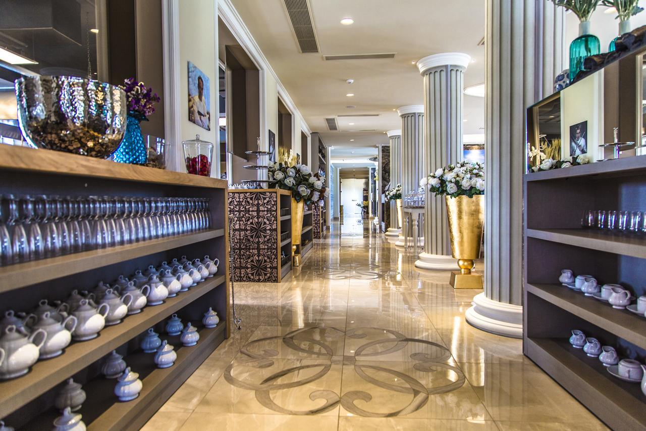 Hotel Villa Pascucci Дуррес Экстерьер фото The Olympic Flame